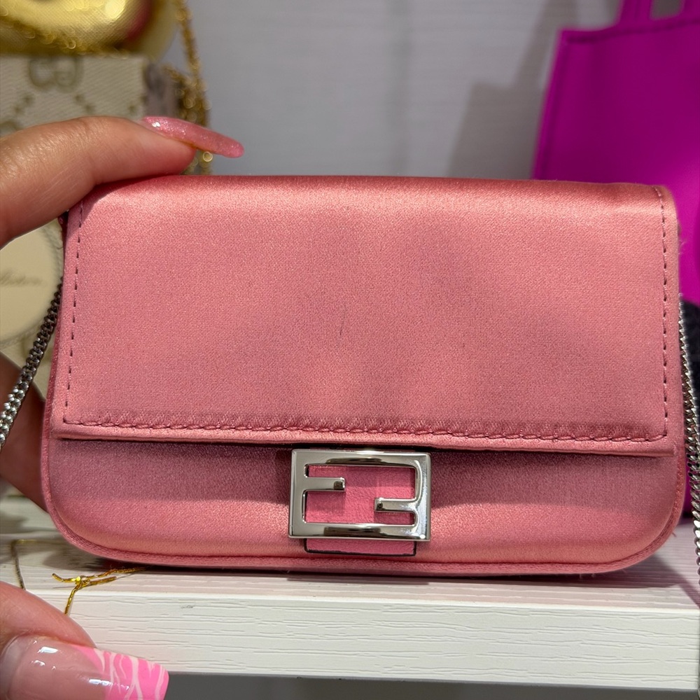 Pink Fendi Nano Baguette Rare Satin - Picture 13 of 13
